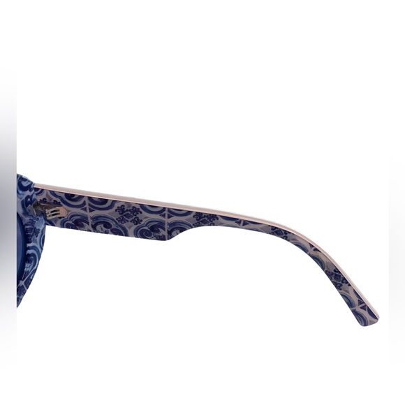 Authentic DOLCE & GABBANA DG 4448 WHITE/BLUE SILVER 51/20/145 women Sunglasses - Picture 9 of 15